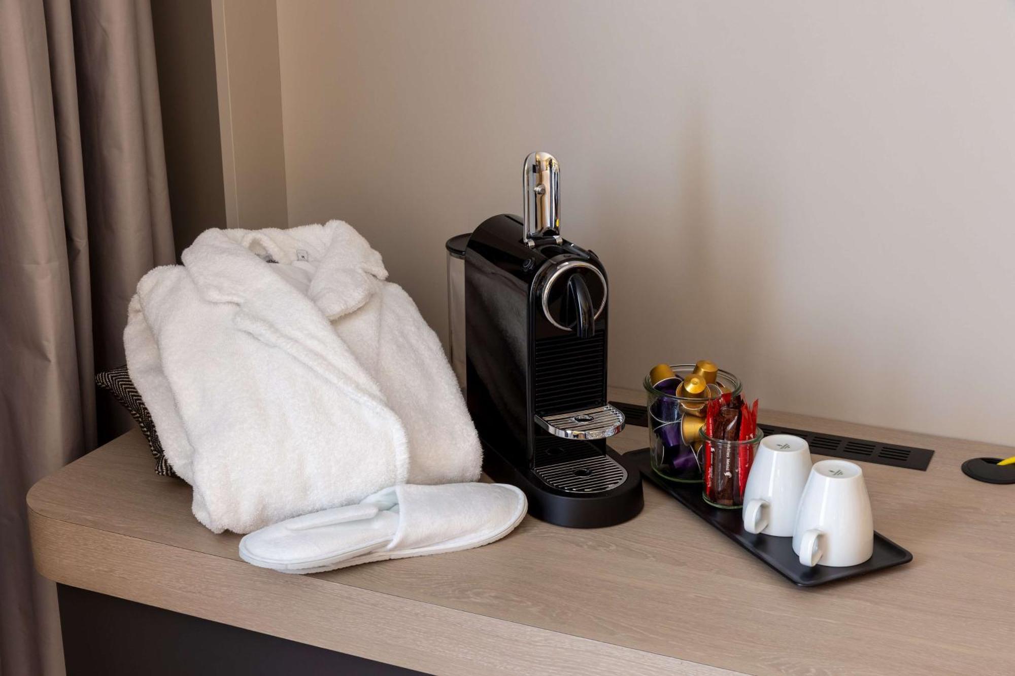 Hilton Garden Paris Massy Hotel 4*